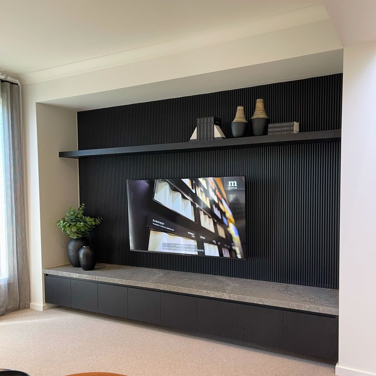 tv-wall-vionedesigners